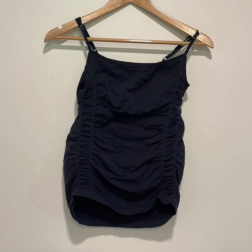 Classiques Entier Seamless Shaping Tank Camisole in Navy-Like New!